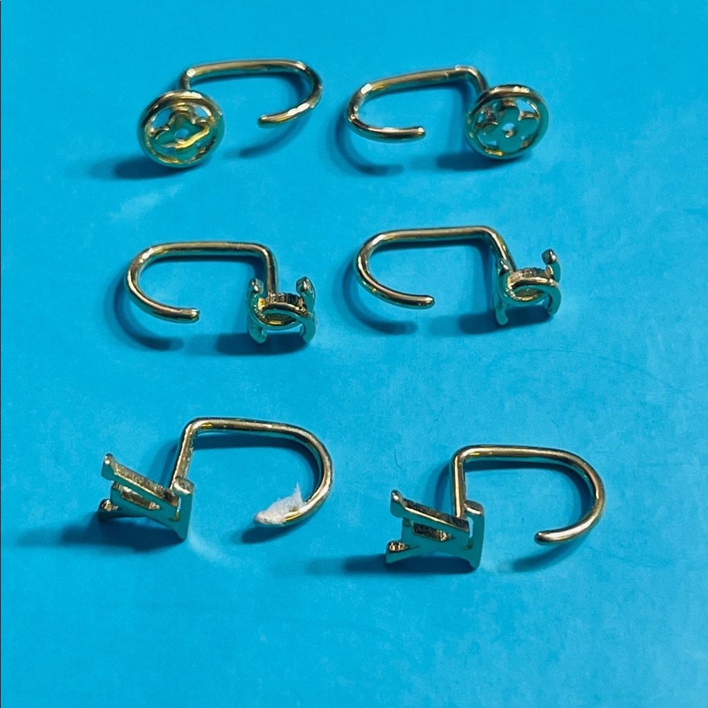 Solid 18k saudi gold earrings